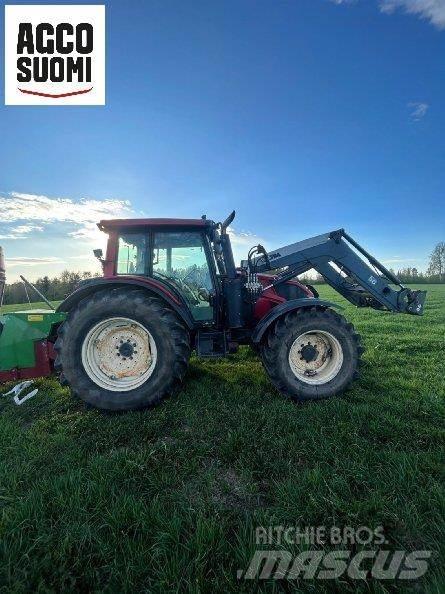 Valtra N143 HT الجرارات