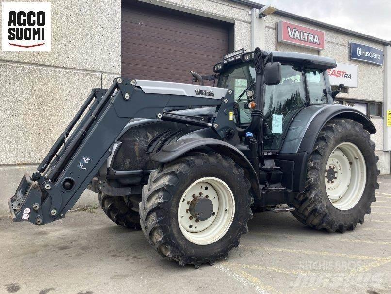 Valtra T163 DIRECT الجرارات