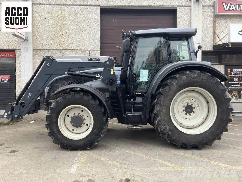 Valtra T163 DIRECT الجرارات