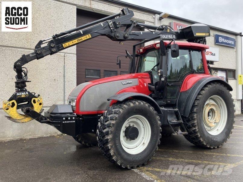 Valtra T170 H الجرارات