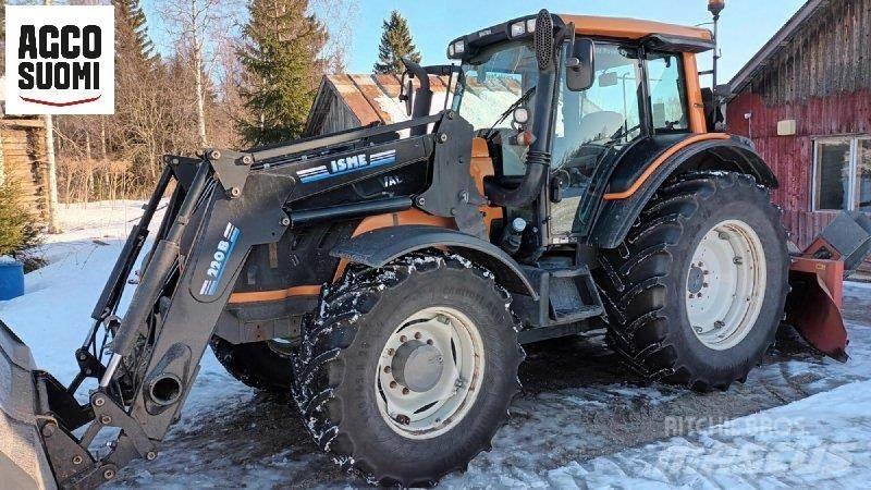 Valtra T173 H الجرارات