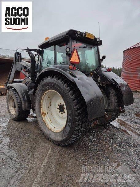Valtra T202D +EK الجرارات