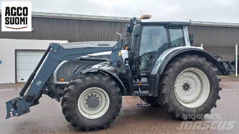 Valtra T203D الجرارات