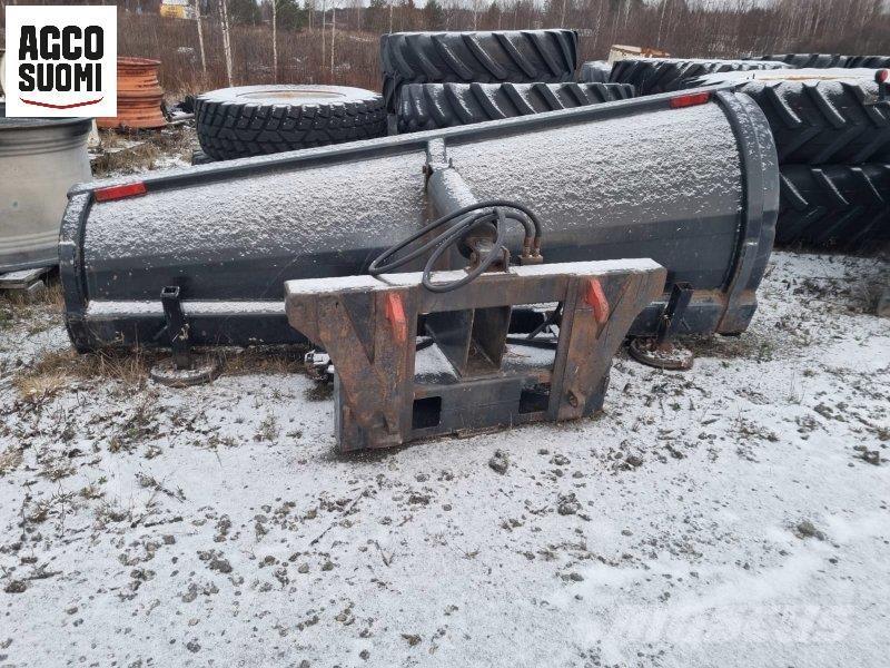 Vama ALUEAURA 280 حراثات ونصول الجليد