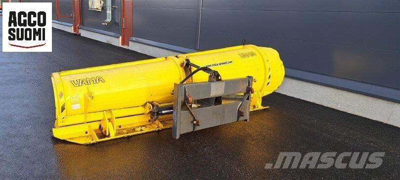 Vama ALUEAURA 345 حراثات ونصول الجليد