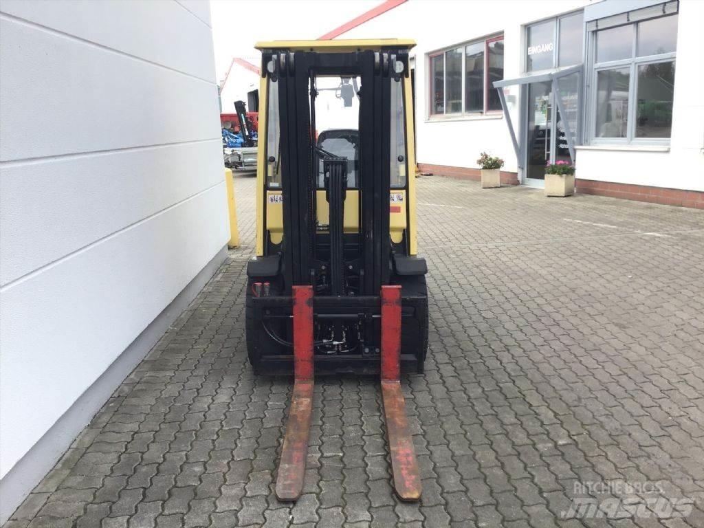 Hyster H 3.0 FT شاحنات الديزل