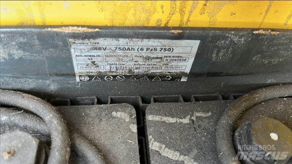 Hyster J 2.0 XN LWB شاحنات ذات رافعات شوكية تعمل بالكهرباء