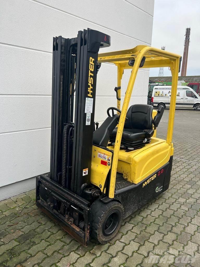 Hyster J 2.0 XNT شاحنات ذات رافعات شوكية تعمل بالكهرباء