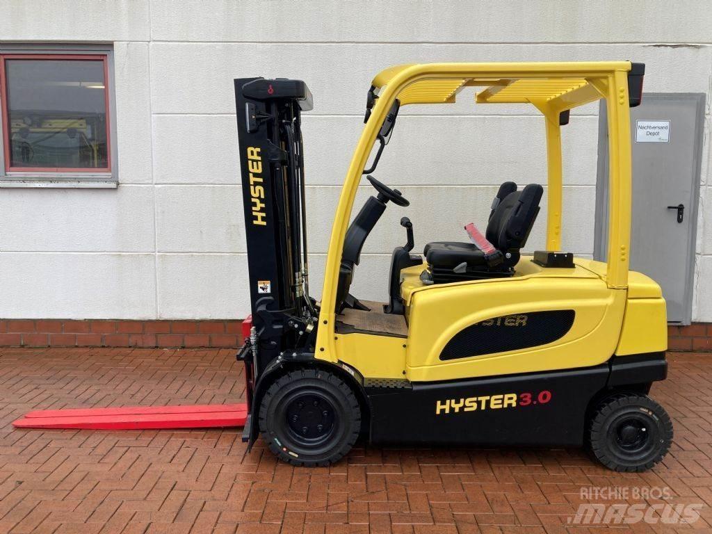 Hyster J 3.0 XN شاحنات ذات رافعات شوكية تعمل بالكهرباء