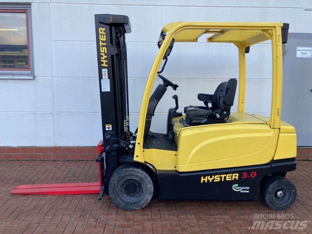 Hyster J 3.0 XN شاحنات ذات رافعات شوكية تعمل بالكهرباء