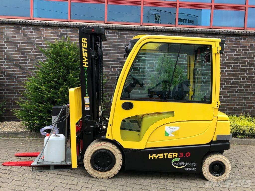 Hyster J 3.0 XN شاحنات ذات رافعات شوكية تعمل بالكهرباء