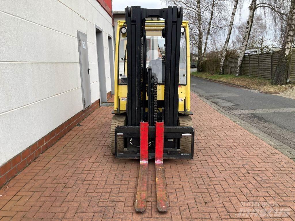 Hyster J 4.0 XN شاحنات ذات رافعات شوكية تعمل بالكهرباء