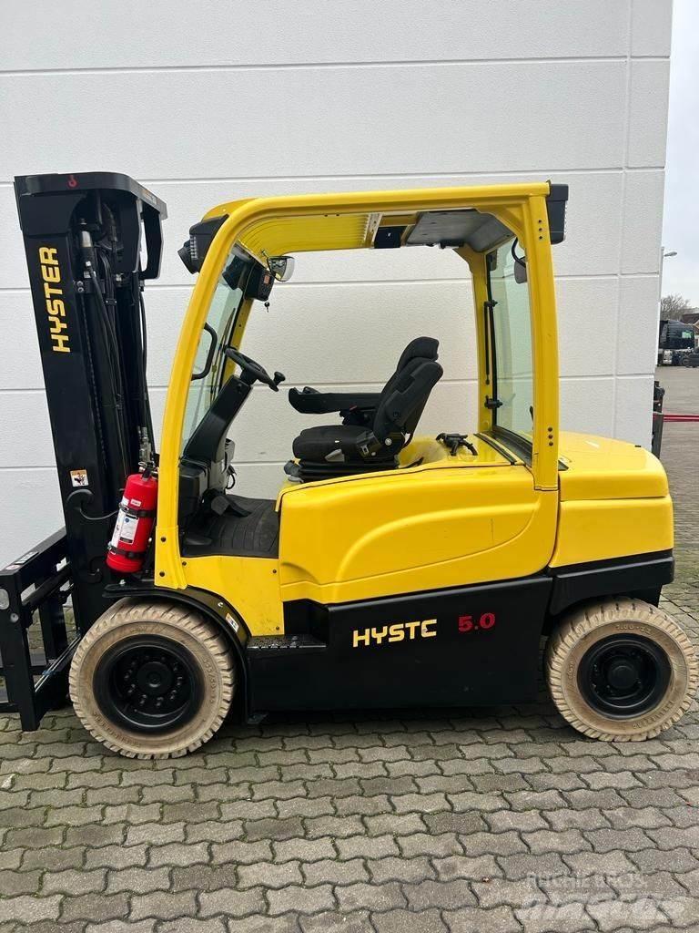 Hyster J 5.0 XN شاحنات ذات رافعات شوكية تعمل بالكهرباء