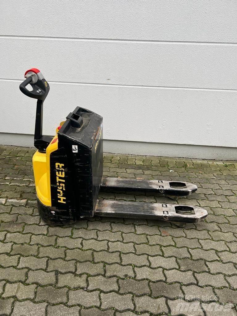 Hyster P 2.0 معدات الرفع منخفض المستوى