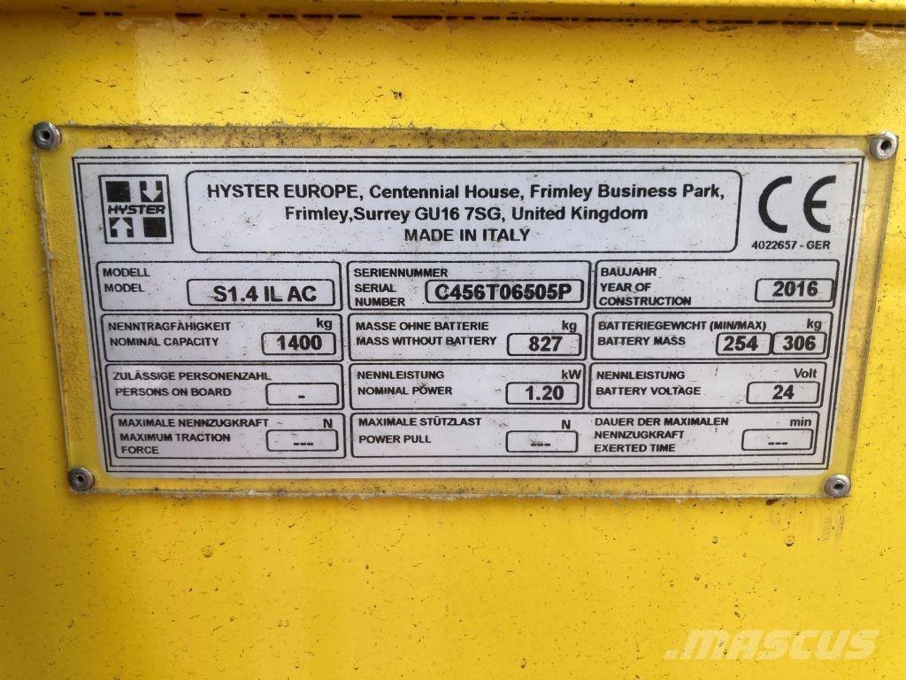 Hyster S 1.4 IL معدات التكديس الجوالة