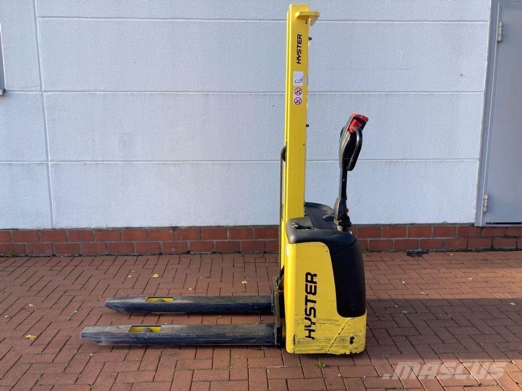 Hyster SC 1.0 معدات التكديس الجوالة