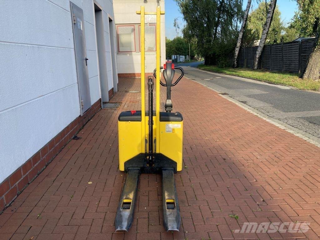 Hyster SC 1.0 معدات التكديس الجوالة