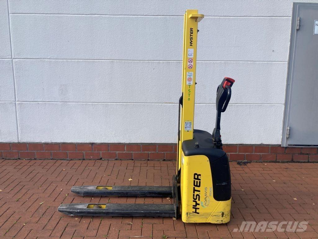 Hyster SC 1.0 معدات التكديس الجوالة