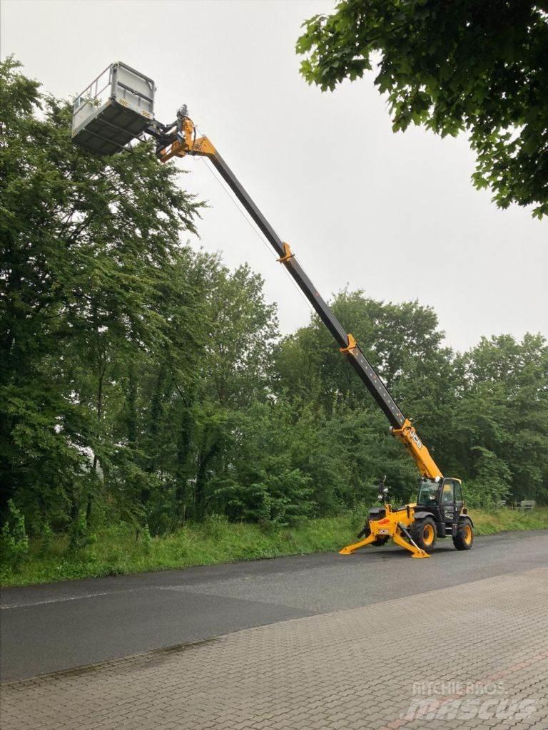JCB 540-180 HiViz مناولات متداخلة