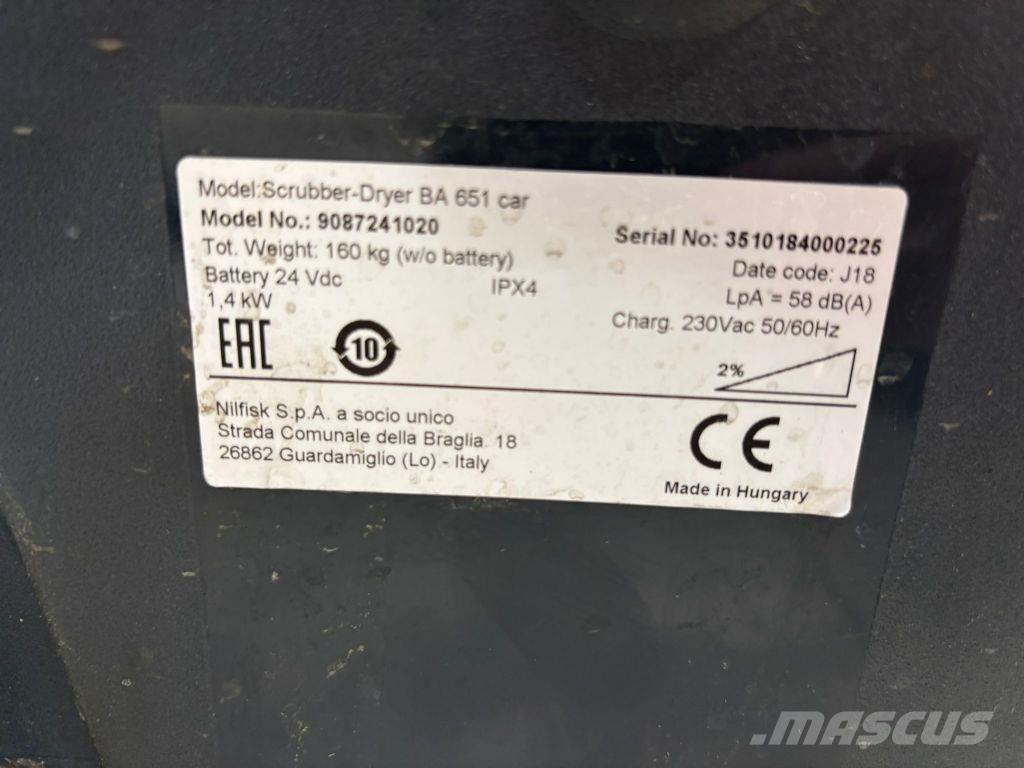 Nilfisk BA 651 كناسات
