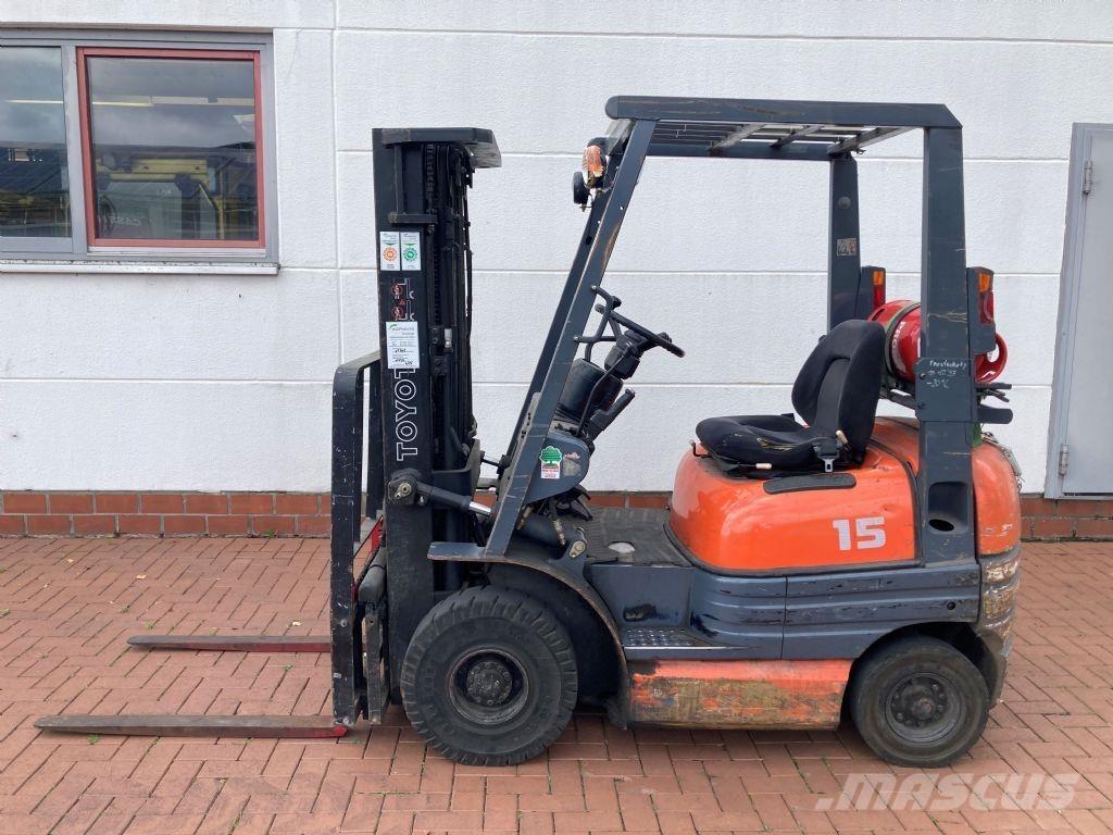 Toyota 42 6FGF 15 شاحنات LPG