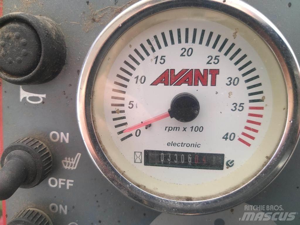 Avant 630 لوادر متعددة الأغراض