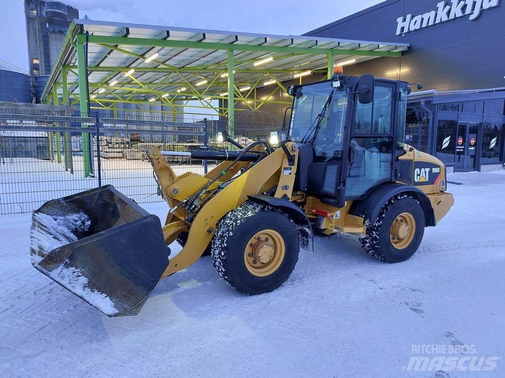 CAT 906H ماكينات زراعية أخرى