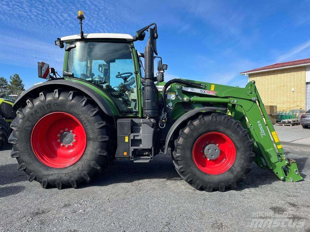 Fendt 718 الجرارات