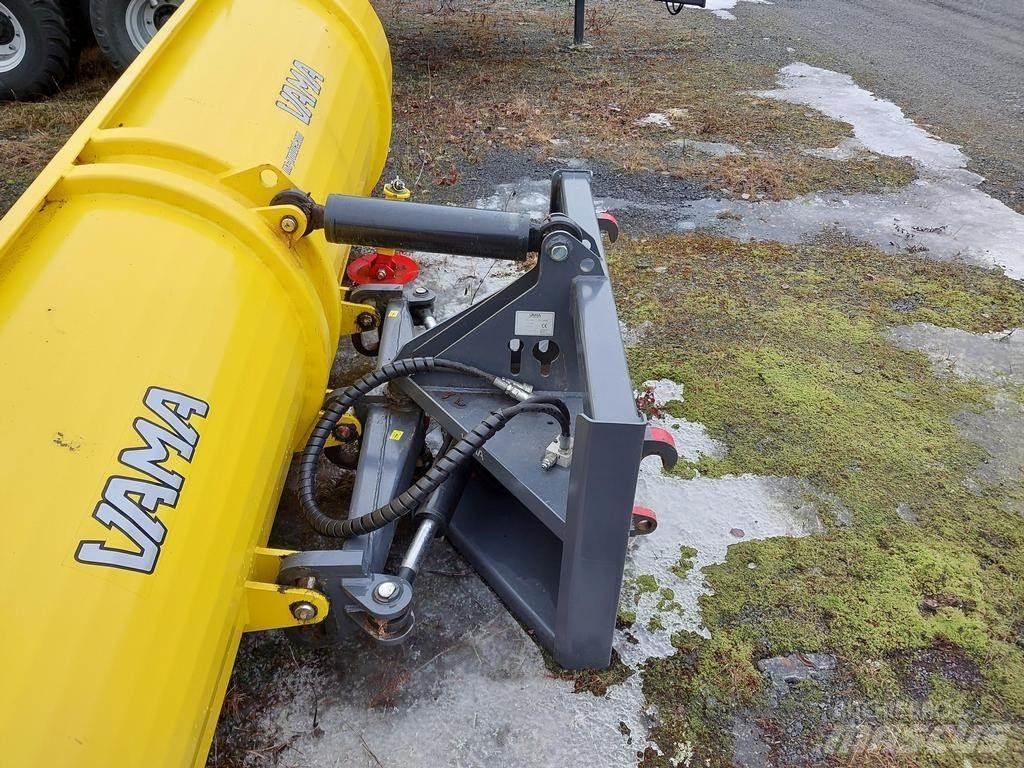 Vama 3200 Snow blades and plows