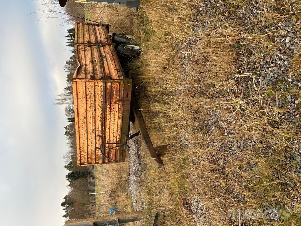  VESLA مقطورات قلابة