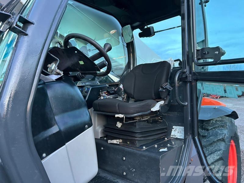 Bobcat T40180 مناولات متداخلة