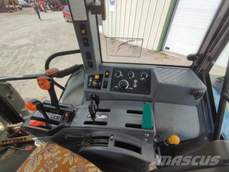 Ford 7840 الجرارات