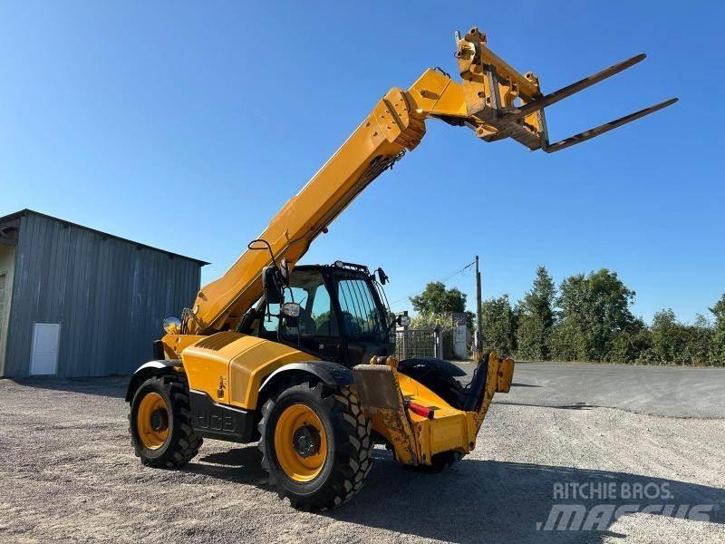 JCB 540-140 مناولات متداخلة