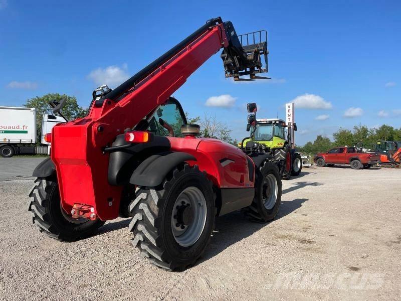Manitou MT1033 مناولات متداخلة