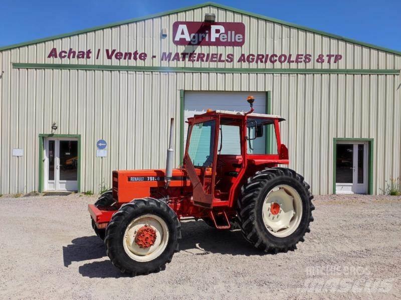 Renault 751-4 الجرارات