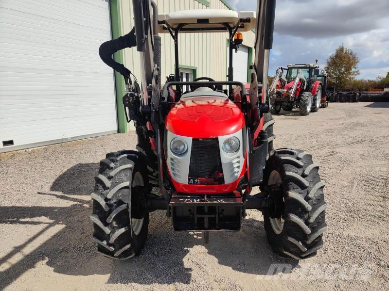 Valtra A73 الجرارات