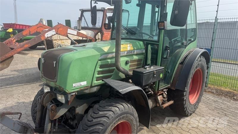 Fendt 206 V الجرارات