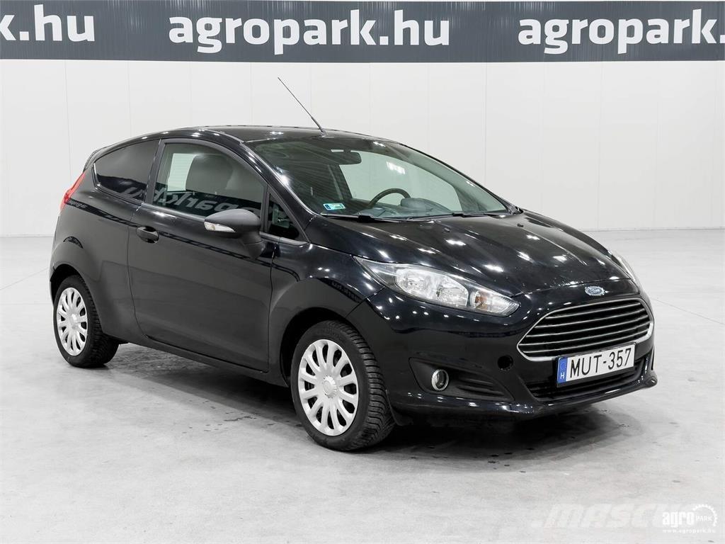Ford Fiesta سيارات