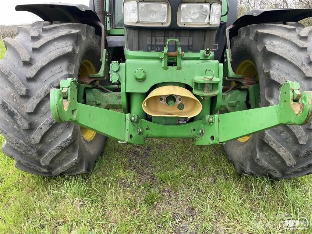 John Deere 6920 الجرارات