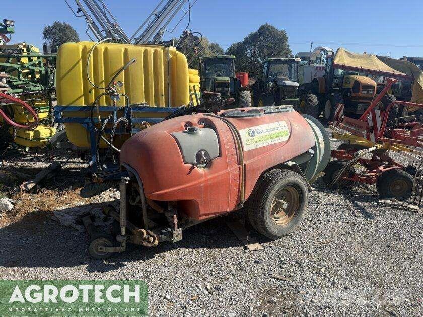  800 λίτρα الجرارات