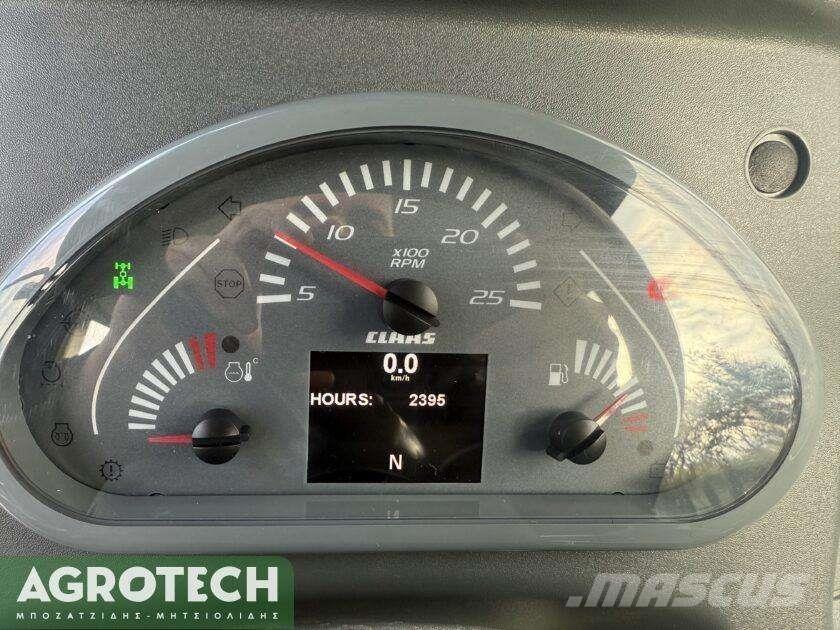 CLAAS NEXOS 220F الجرارات