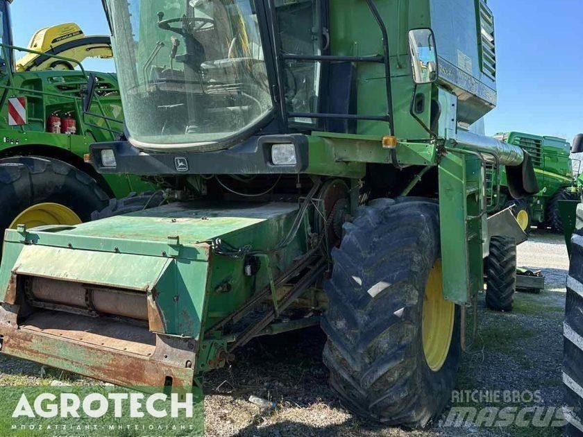 John Deere 1177 الجرارات