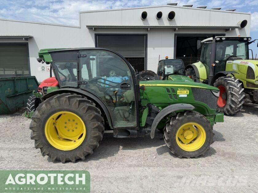 John Deere 5090GL الجرارات