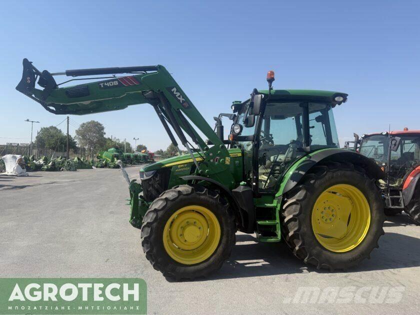 John Deere 5115R الجرارات