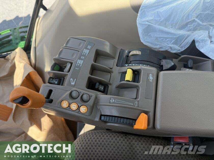 John Deere 6170R الجرارات