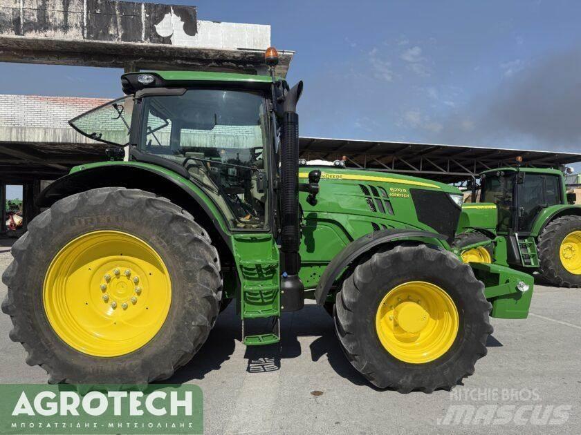 John Deere 6210R الجرارات