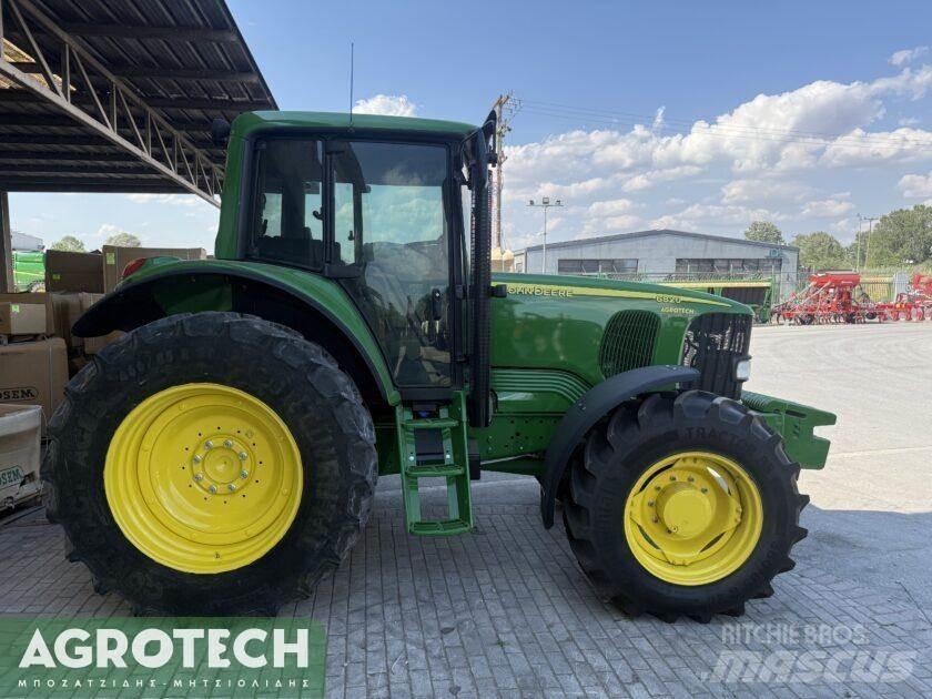 John Deere 6820 الجرارات