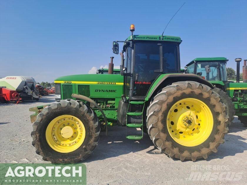 John Deere 7810 الجرارات