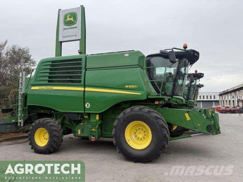 John Deere W650i الجرارات