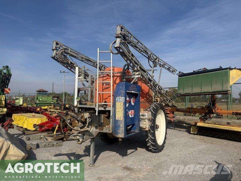  KLEOS 30FRB الجرارات